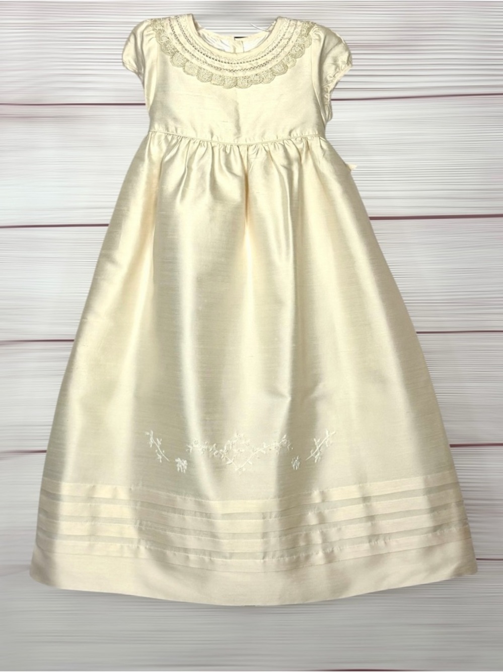 Heirloom Silk Christening Baptism Dress Baby Girl 18M Cream Lace Bow Classic Vtg